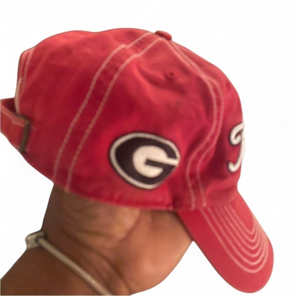 Titleist Red Baseball Cap - Picture 3 of 3